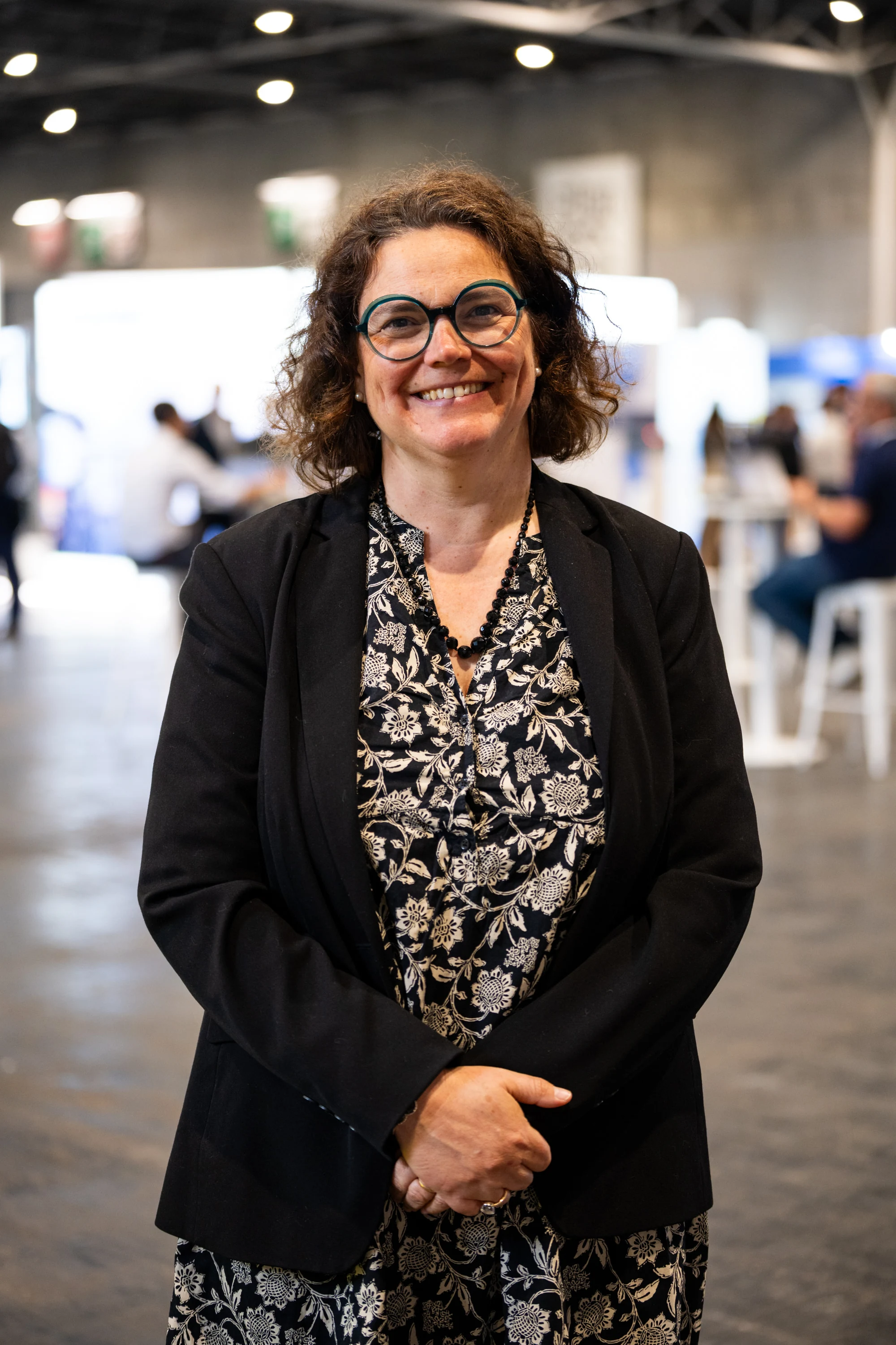 Portrait d'une intervenante sur le salon de la mobilité